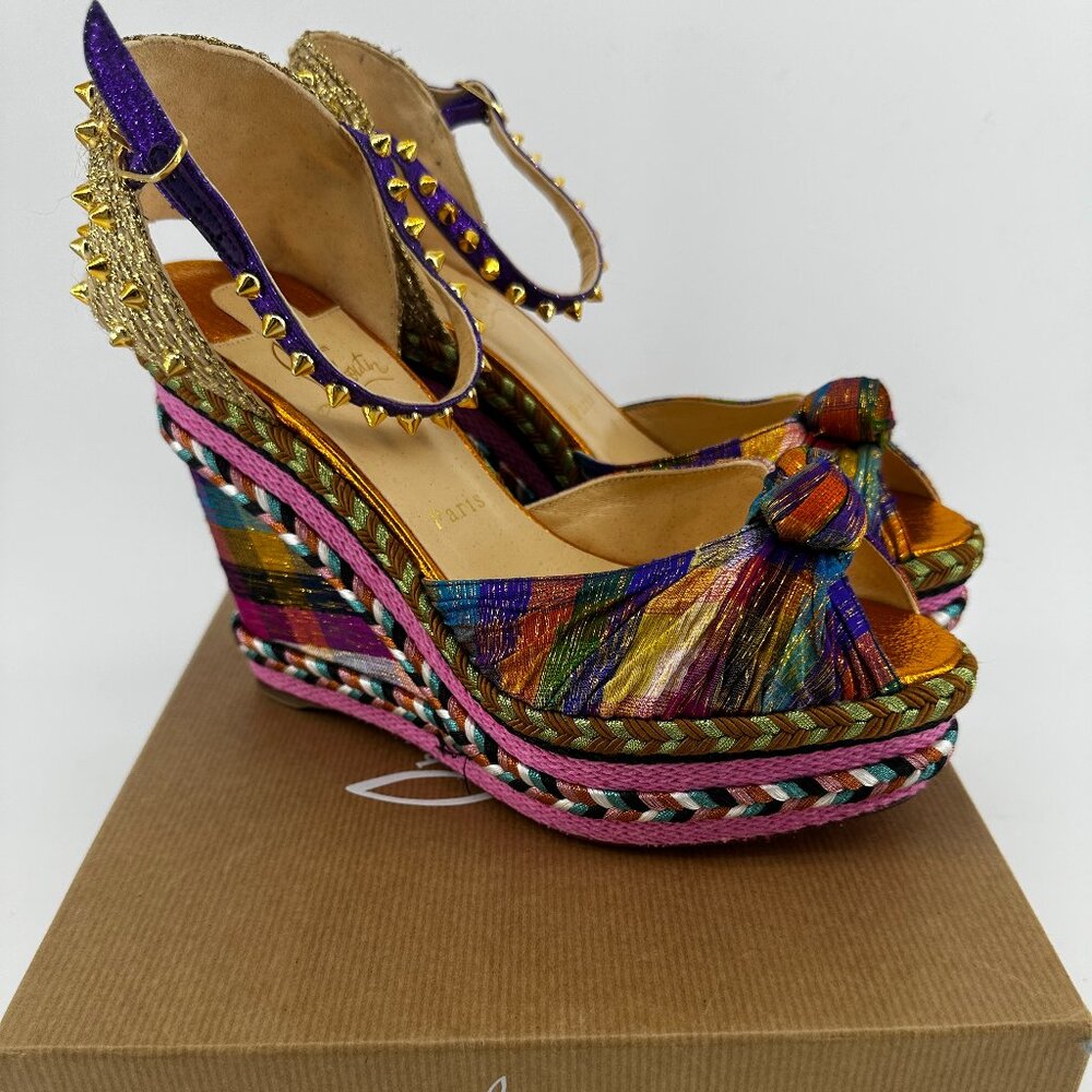 Louboutin Spike Accent Printed Espadrilles - Size 39